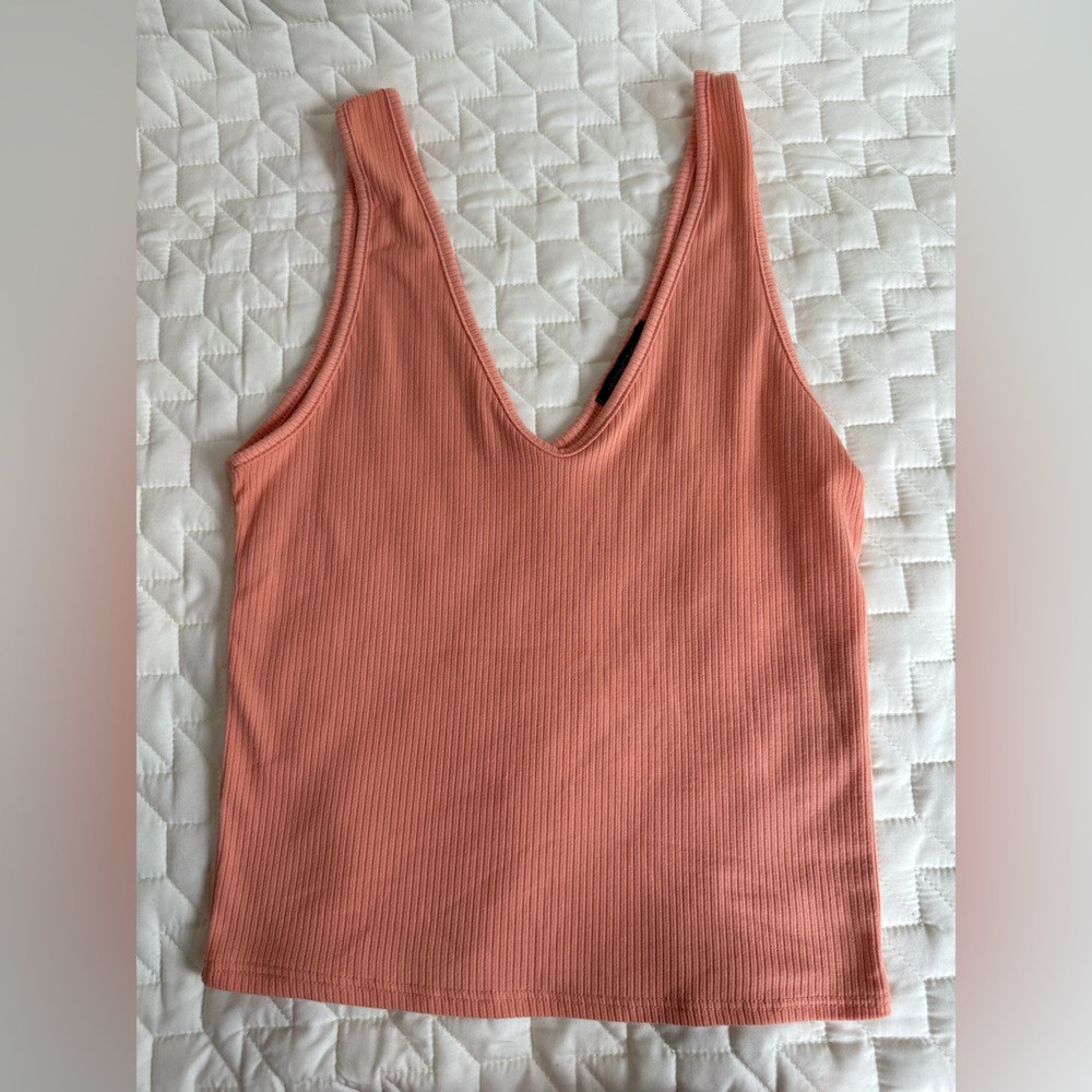 Deep V Ribbed Tank
